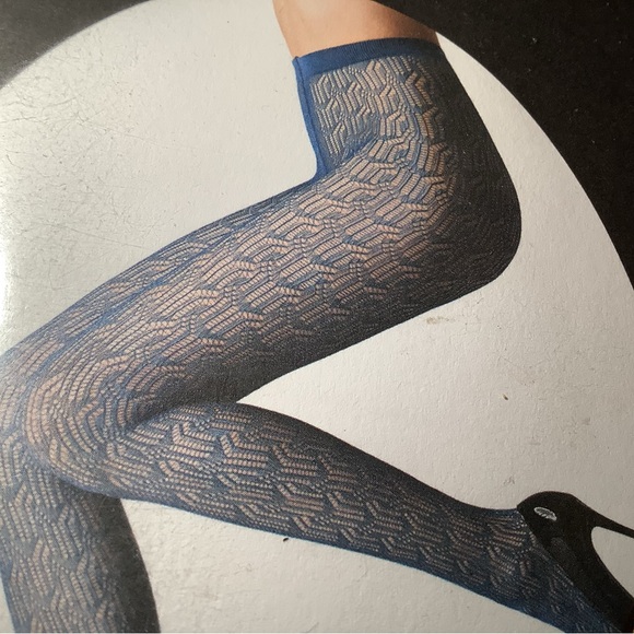 Fogal Caren fine knitted net pantyhose, style 5029, color noir (black), size: S - Picture 4 of 11